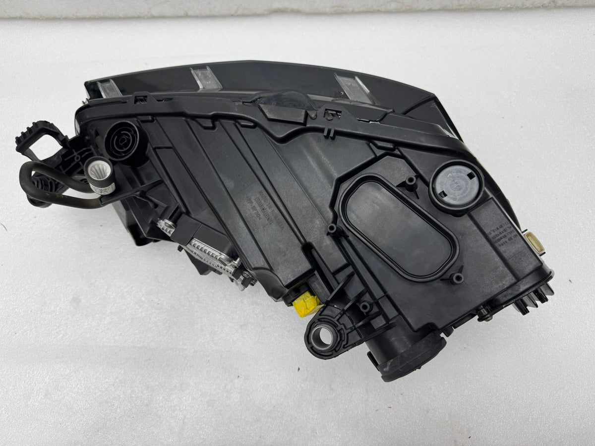 SKODA FABIA 6VB941015A