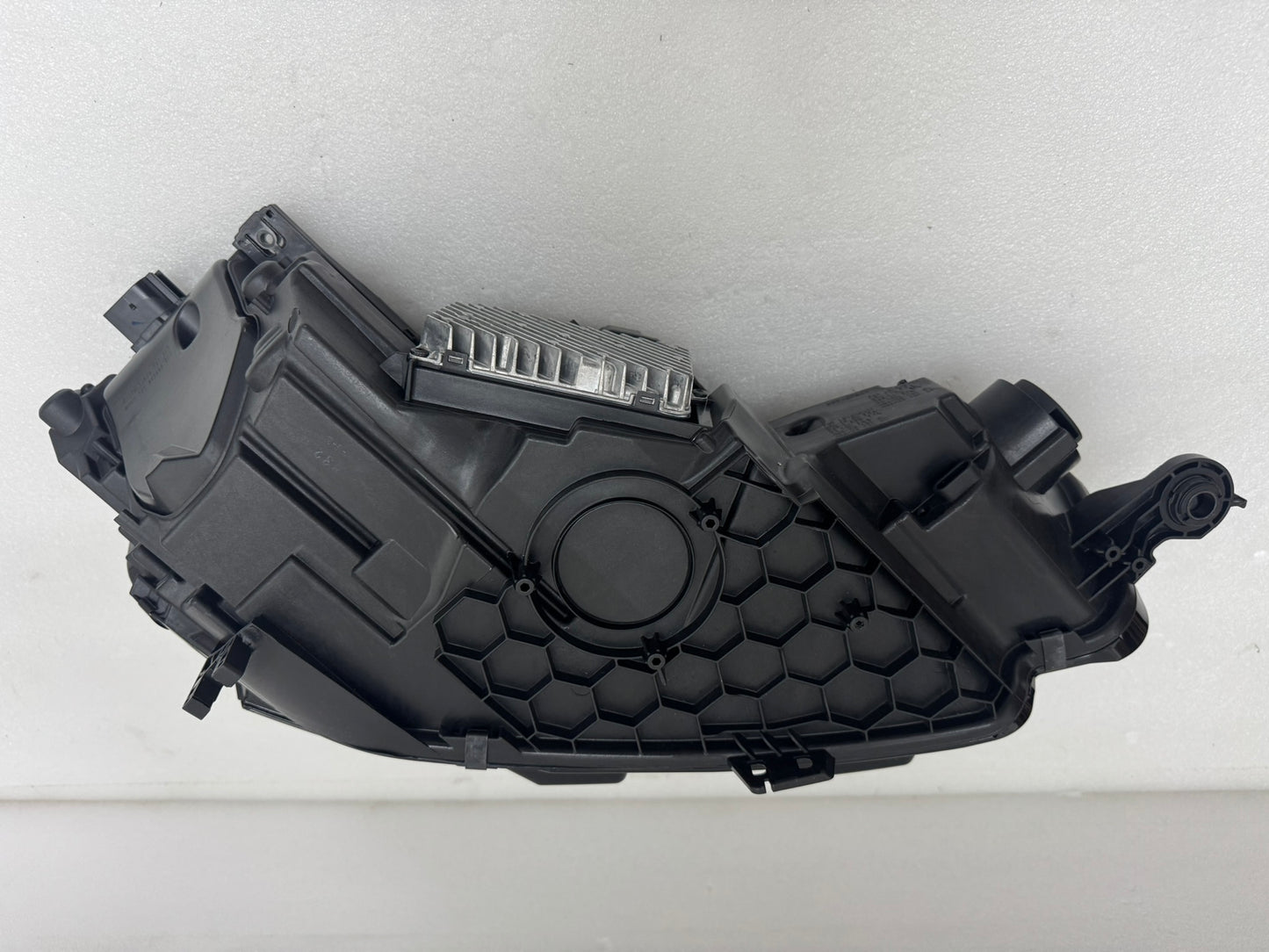AUDI A5 8W6941085