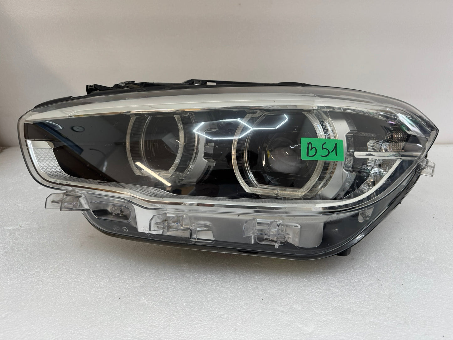 BMW 1 SERIES F20 7453521 -02 1LX01192903 AB