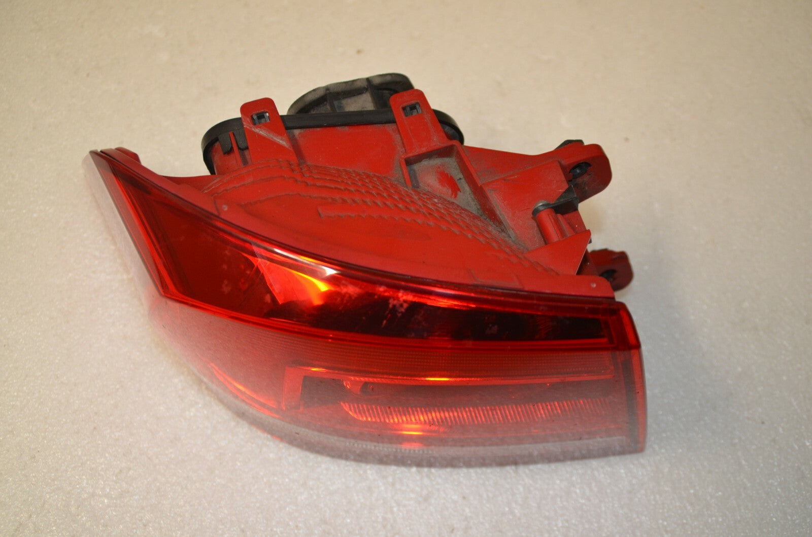 VW PASSAT Rear Left LH Light 3AE945095C