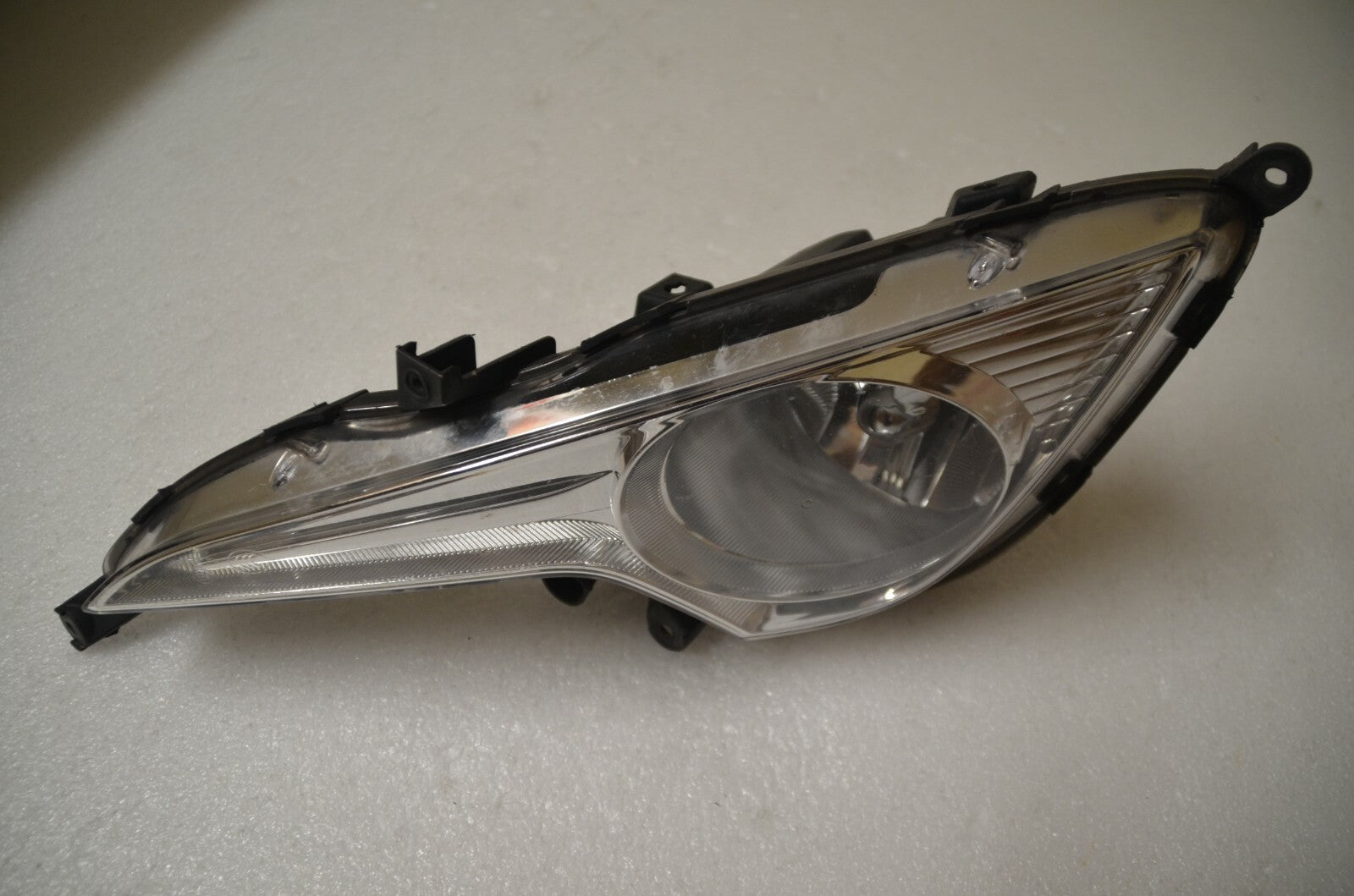 Hyundai i40 Left LH Fog Light 922013Z010