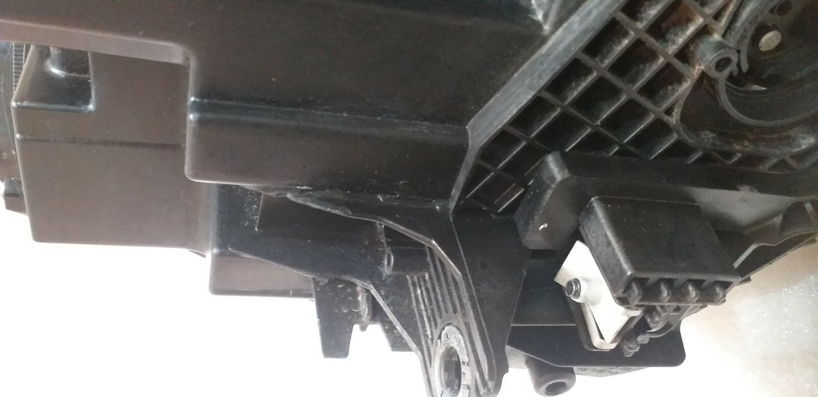 BMW X5 F15 201-18 Xenon Headlight  7290055