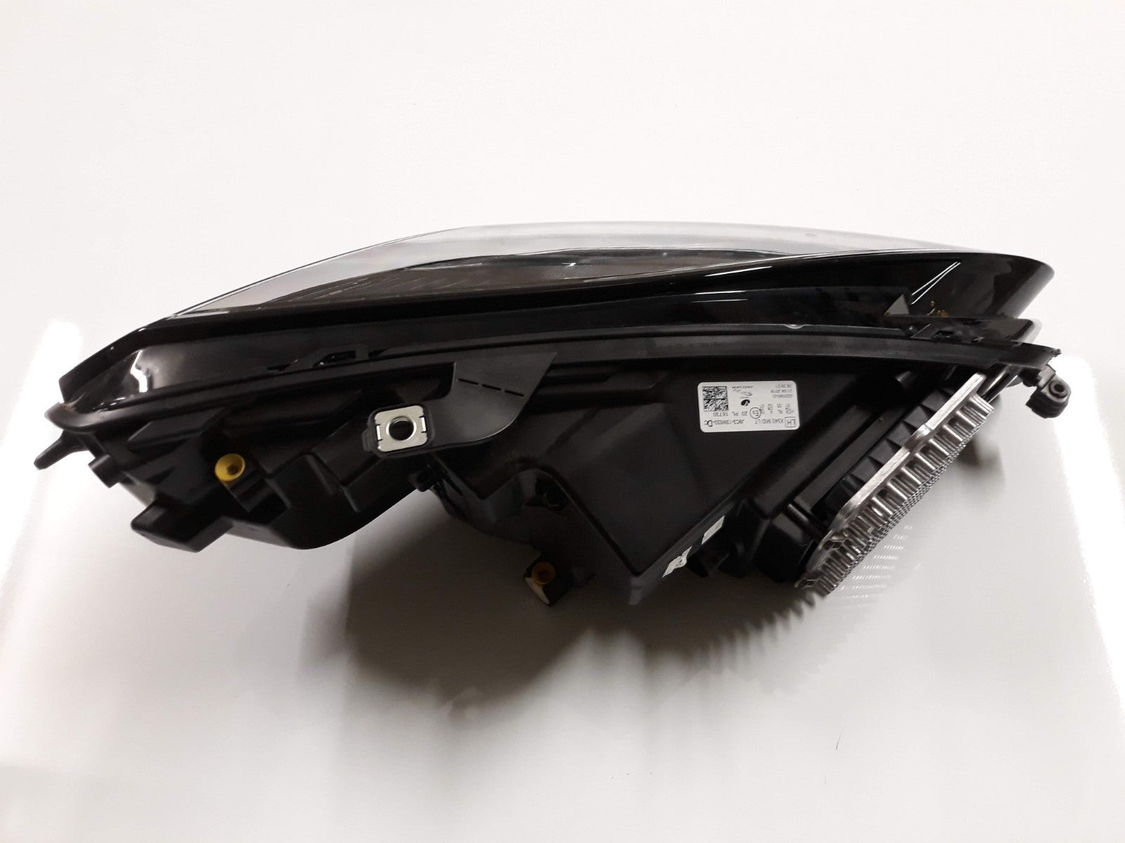 Genuine Jaguar E-Pace Full LED Headlight   J9C3-13W030-DC