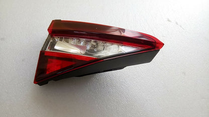 Skoda Superb B8 Left (Nearside) Tailgate rear light 3V5 945 307E SK481TOP