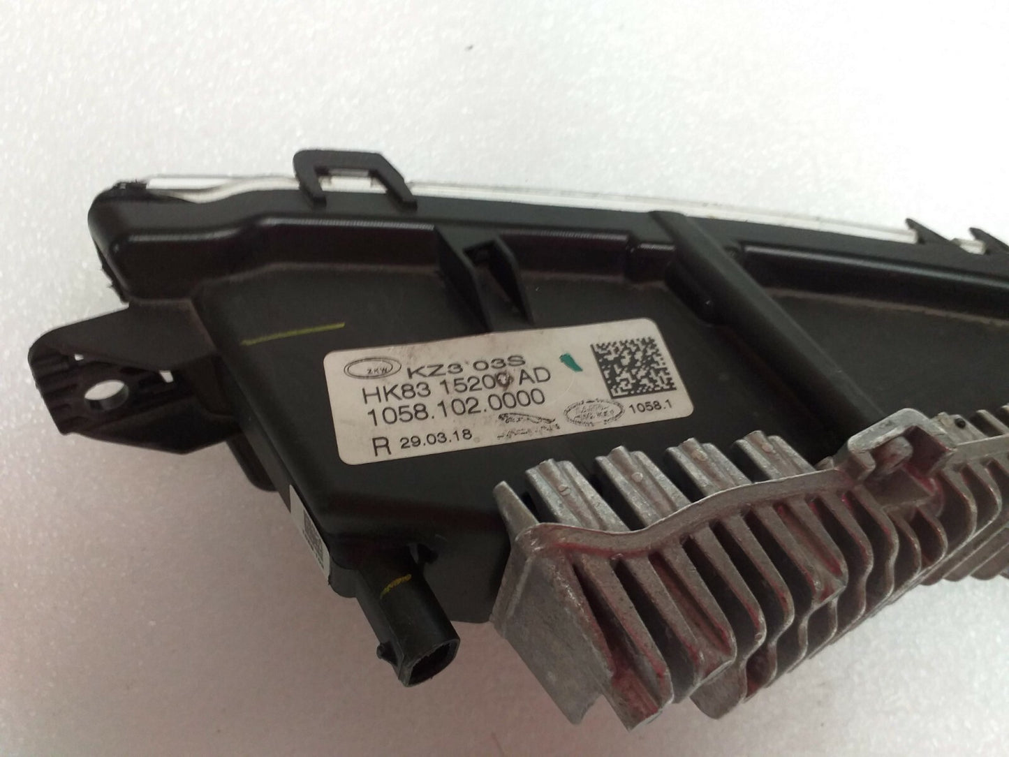 GENUINE JAGUAR/LAND ROVER R/H DAYTIME RUNNING LIGHT / FOG LIGHT -  HK8315200AD