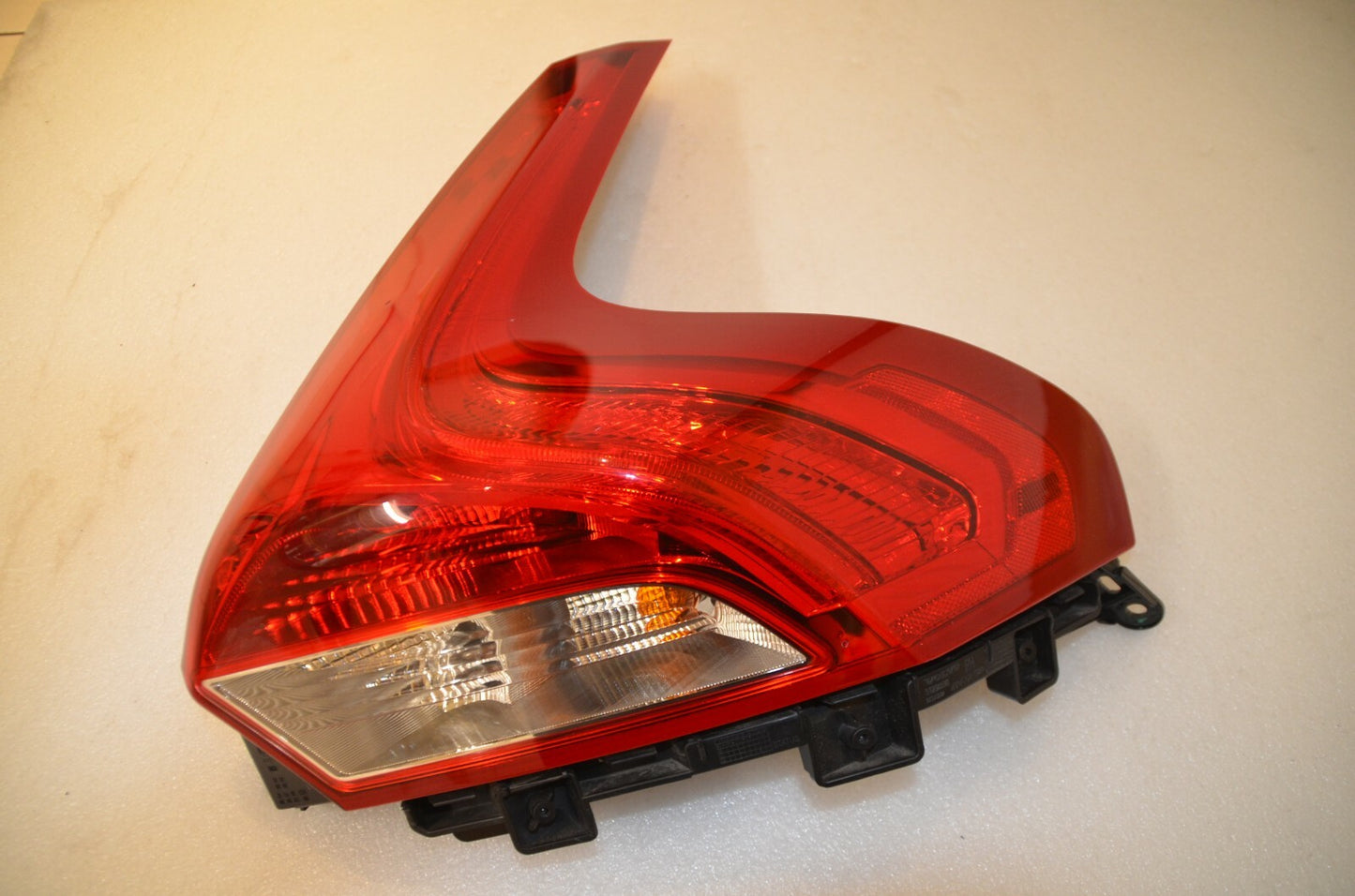 Volvo V40 2012-2015 LED Rear Tail Light Drivers Side Offside Right 31290590