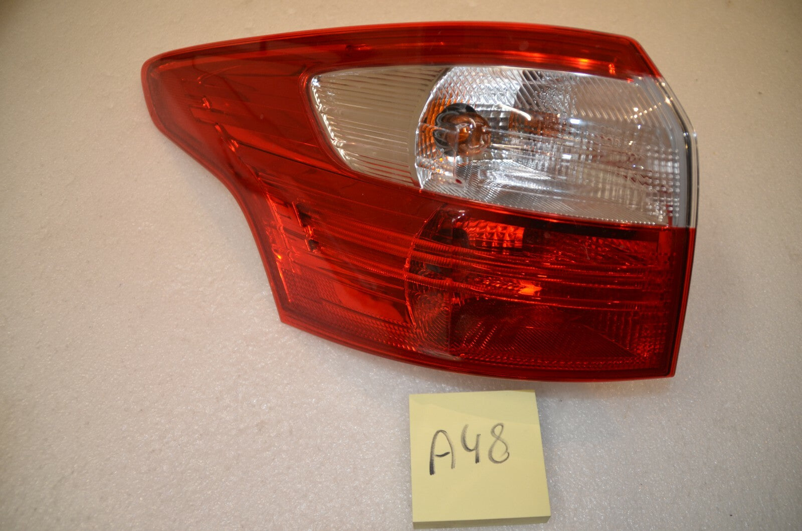 FORD FOCUS LEFT LH REAR LIGHT BM5113405BL