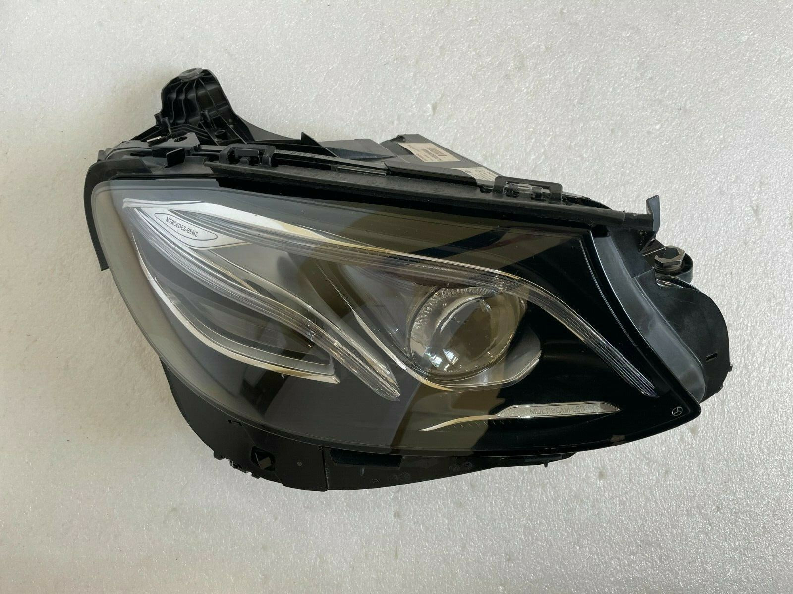 MERCEDES-BENZ E CLASS RH MULTIBEAM A2139069608KZ