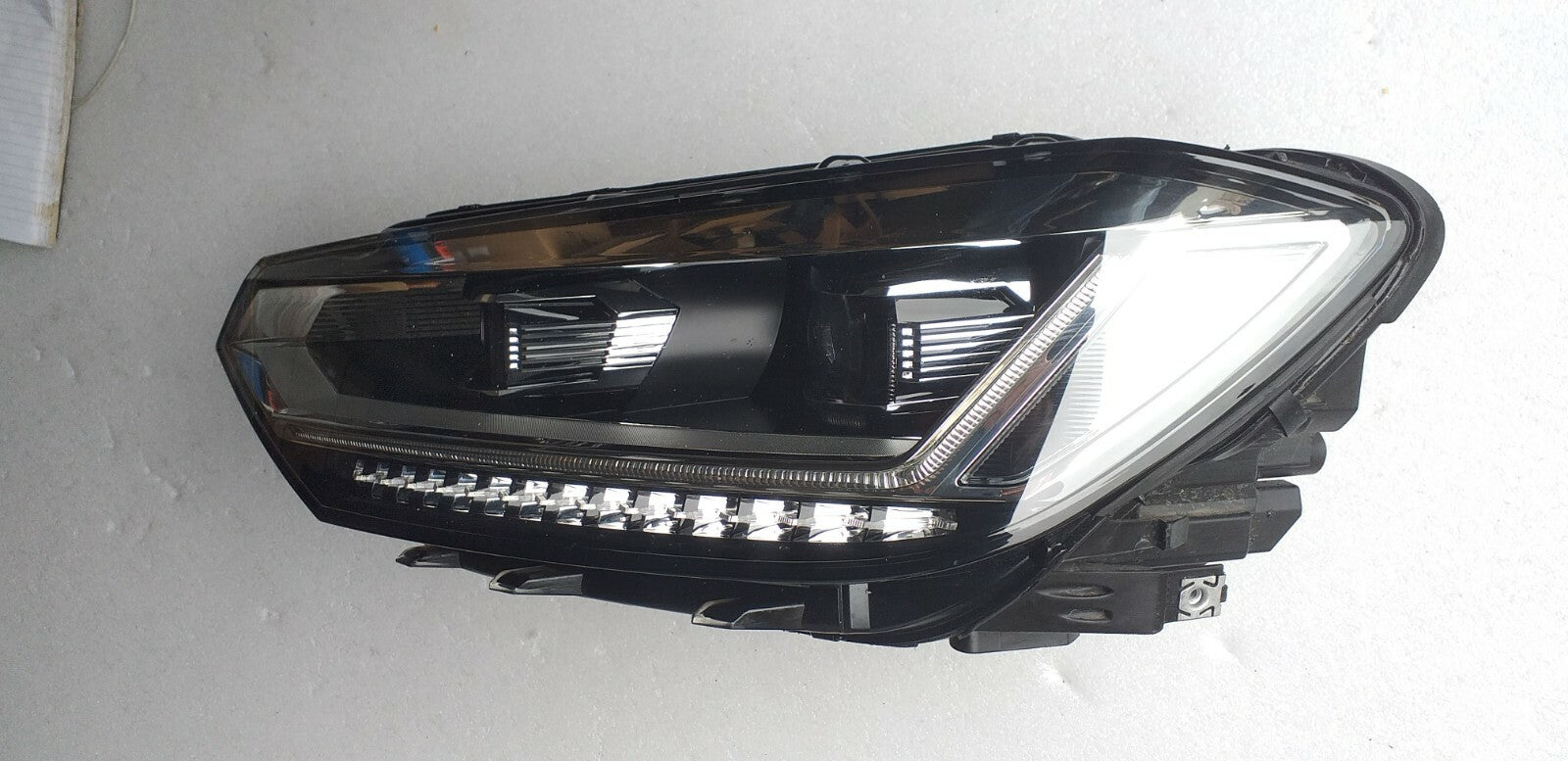 VW Touran Full LED headlight 5TC941081A
