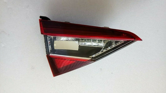 Skoda Superb B8 Left (Nearside) Tailgate rear light 3V5 945 307E SK481TOP