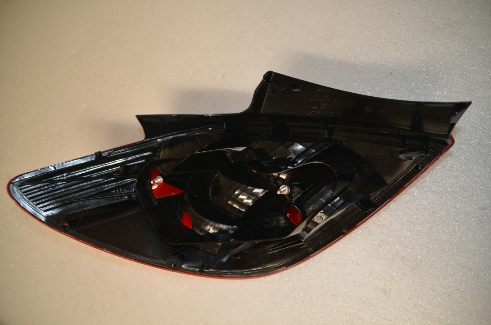 NEW VAUXHALL-OPEL CORSA  O/S Drivers Right RH Rear Taillight Tail Light 93190951