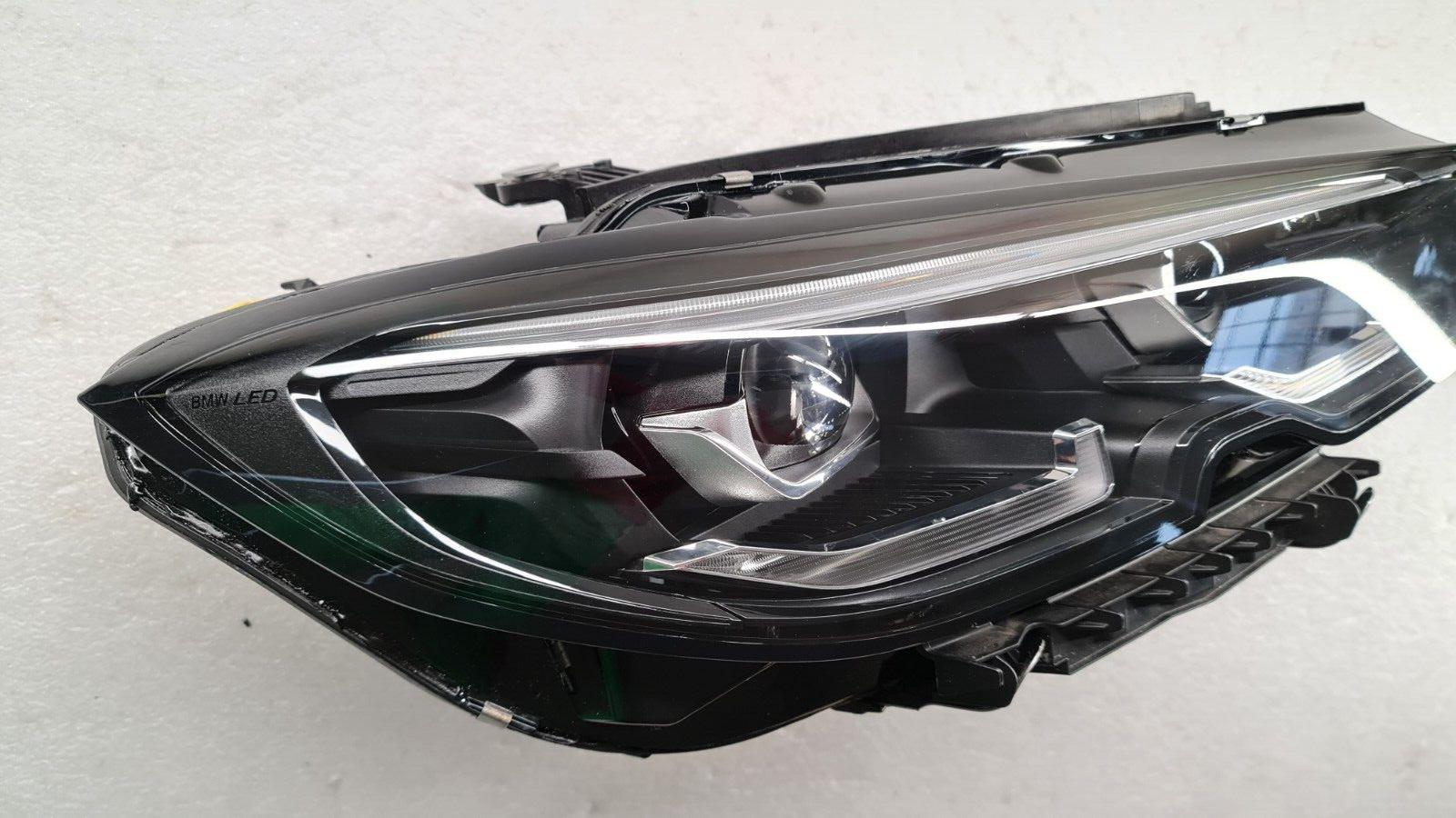 Genuine BMW 3 G20 G21  2018- On  F-LED Adaptive Black Shadow headlight  9500912