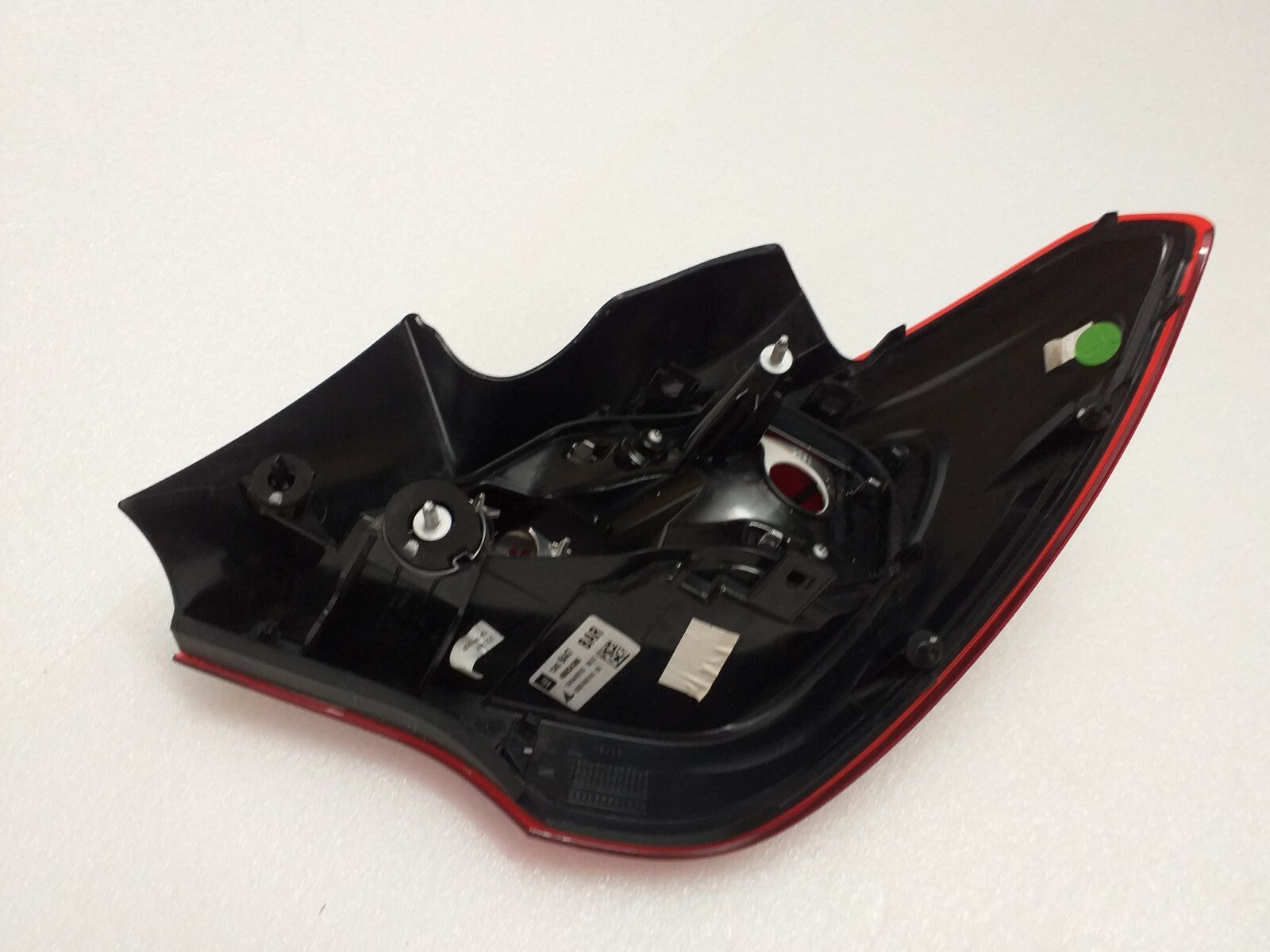 VAUXHALL- OPEL CORSA LH TAIL LIGHT - 460034366