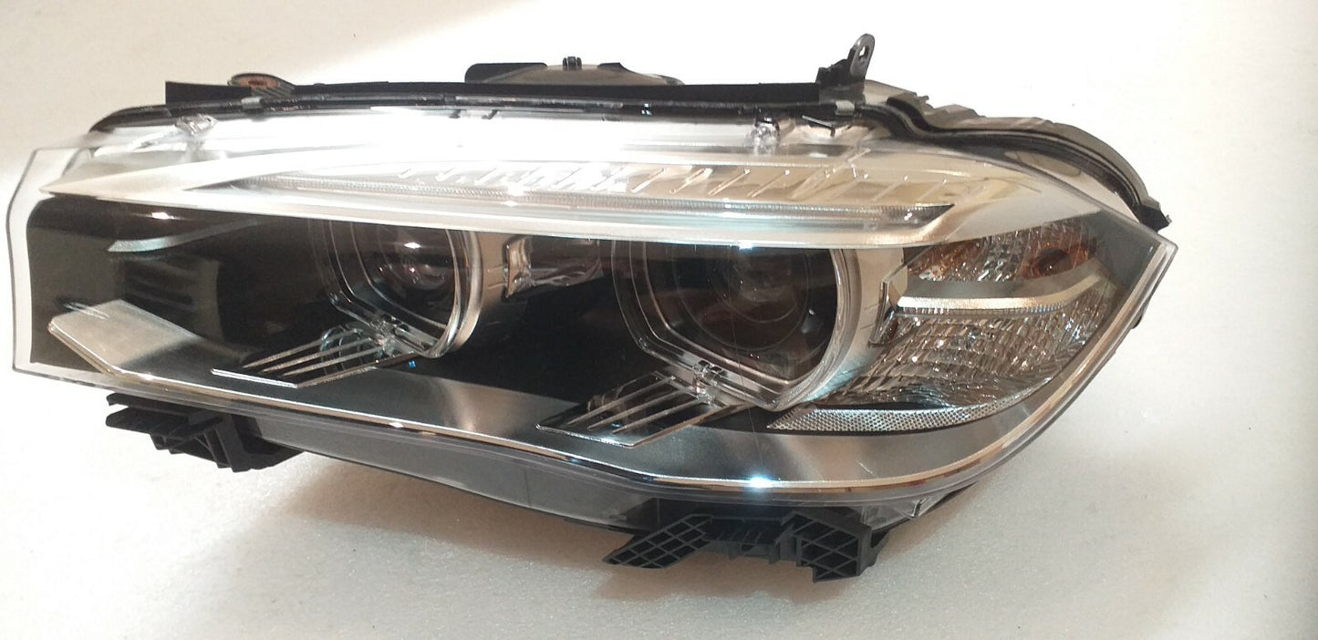 BMW X5 F15 201-18 Xenon Headlight  7290055