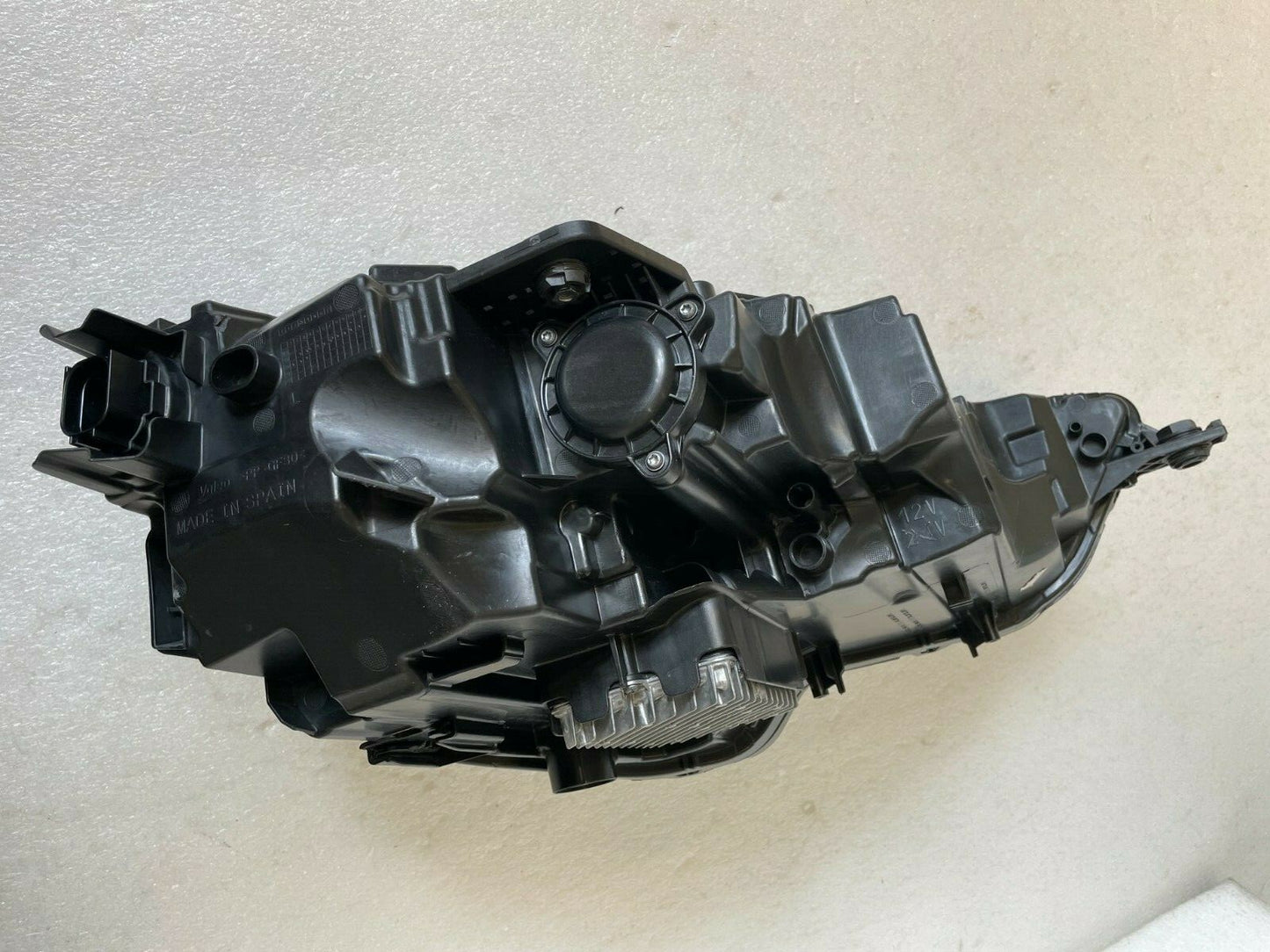 AUDI A3 FULL LED MATRIX BEAM LH  8Y0941035