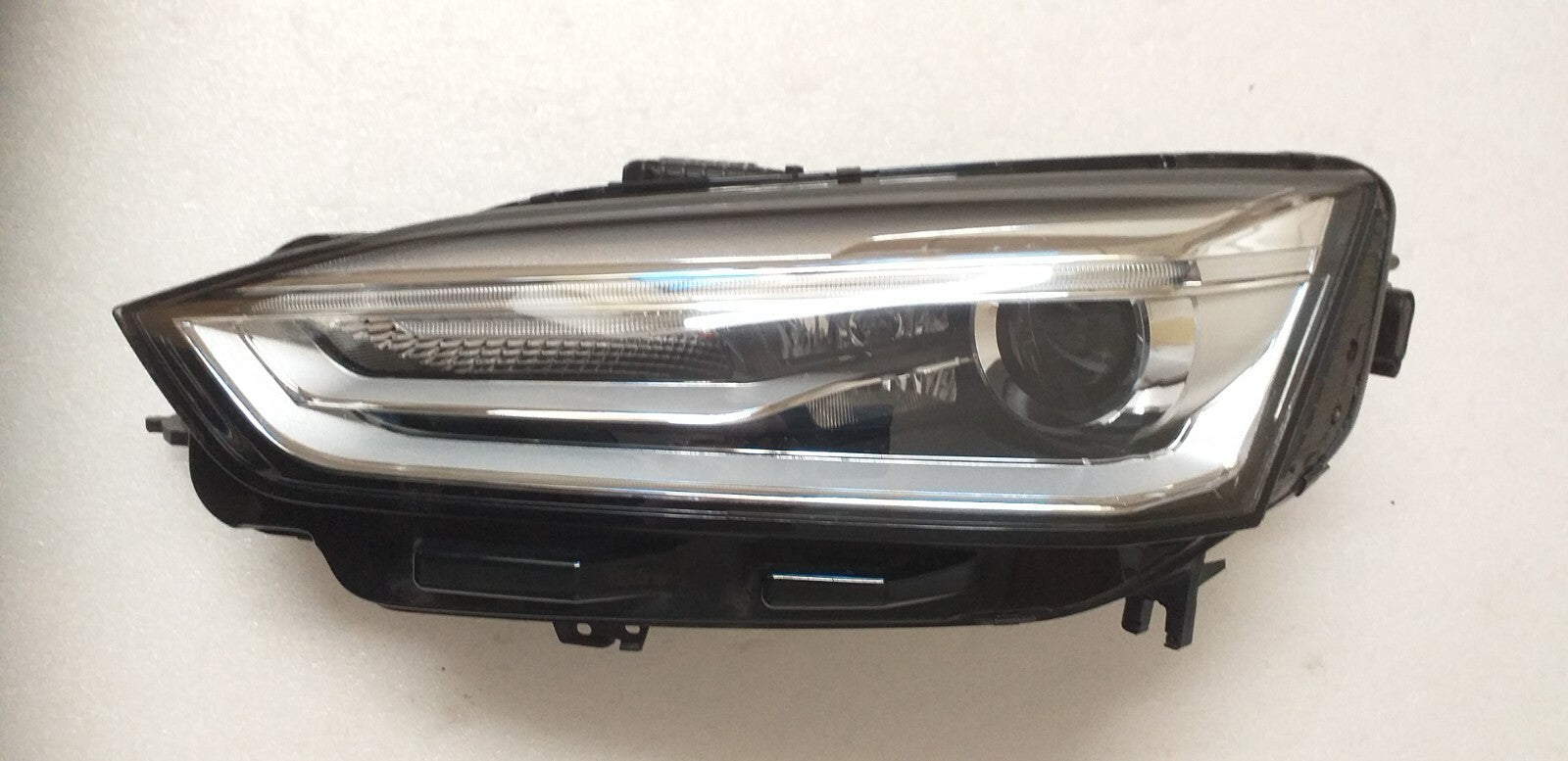 AUDI A5 Xenon HEADLIGHT  2016-2019  8W6941005C
