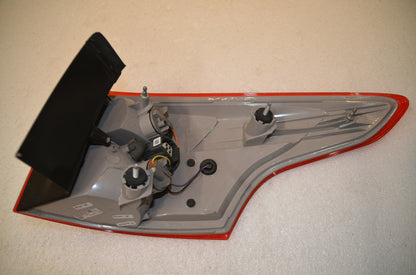 FORD FOCUS LEFT LH REAR LIGHT BM5113405BL