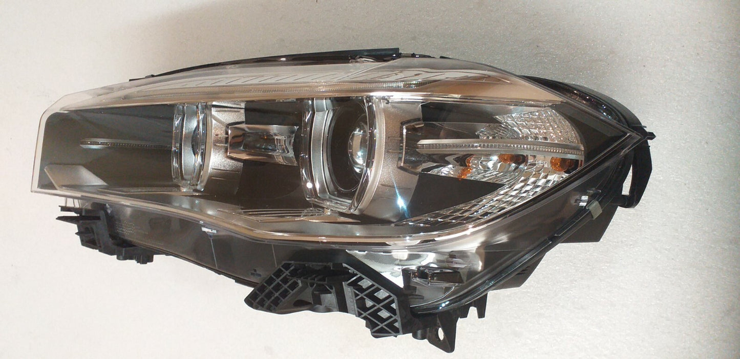 BMW X5 F15 201-18 Xenon Headlight  7290055