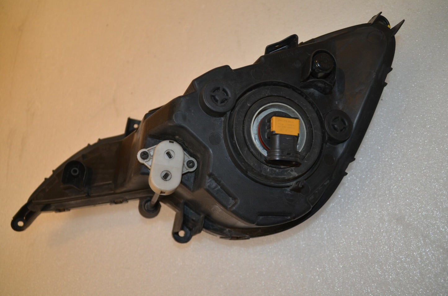 GENUINE HYUNDAI i40 RH RIGHT FOG LAMP LIGHT 92202-3Z010