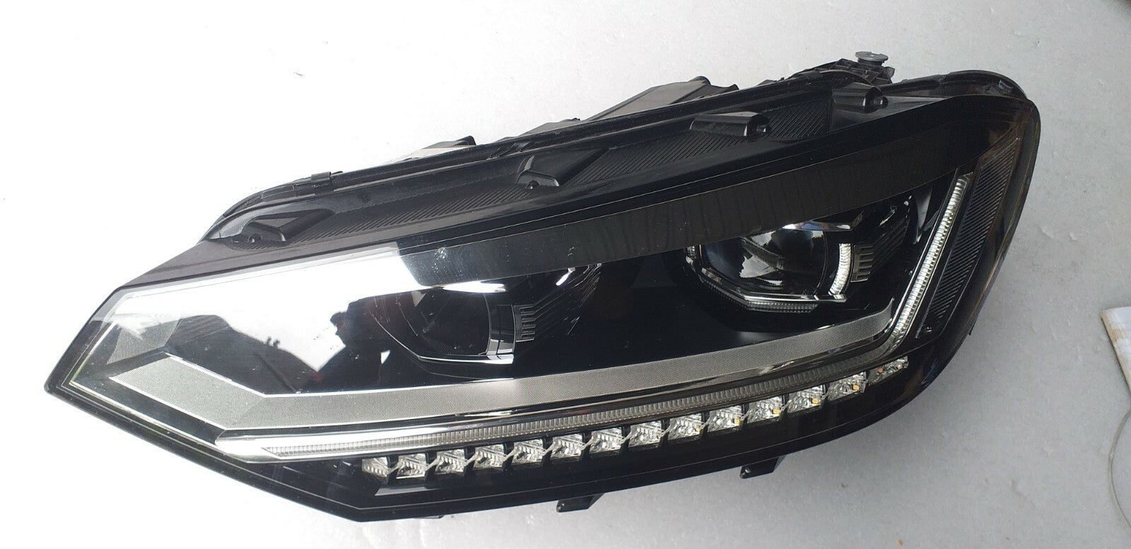 VW Touran Full LED headlight 5TC941081A
