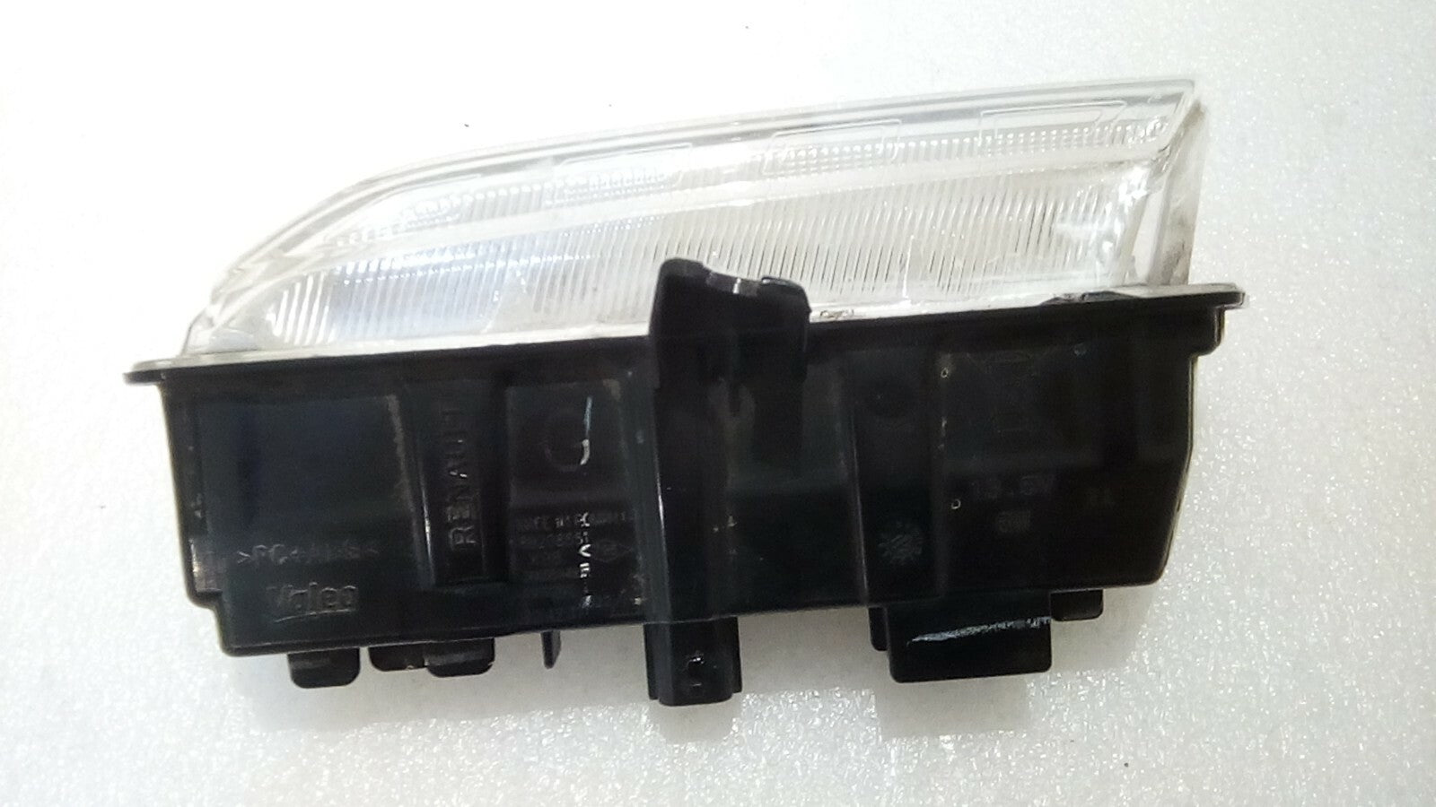 RENAULT DRL DAYTIME RUNNING LIGHT LEFT HAND LH 89208551