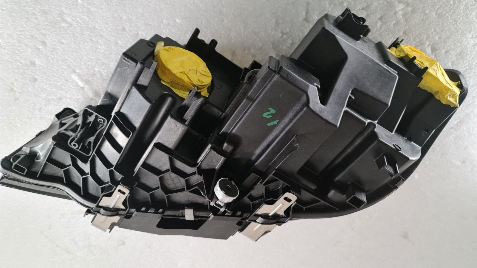 Genuine BMW 3 G20 G21  2018- On  F-LED Adaptive Black Shadow headlight  9500912