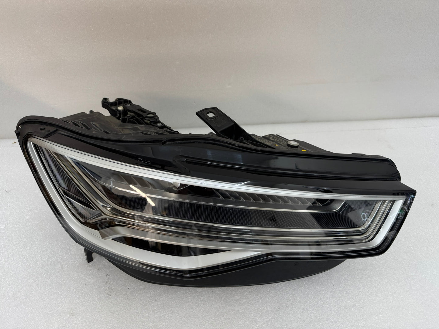 AUDI A6 RS  4G0941036
