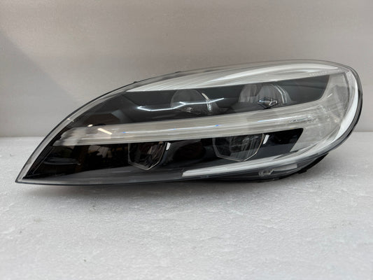 VOLVO V40 31677020