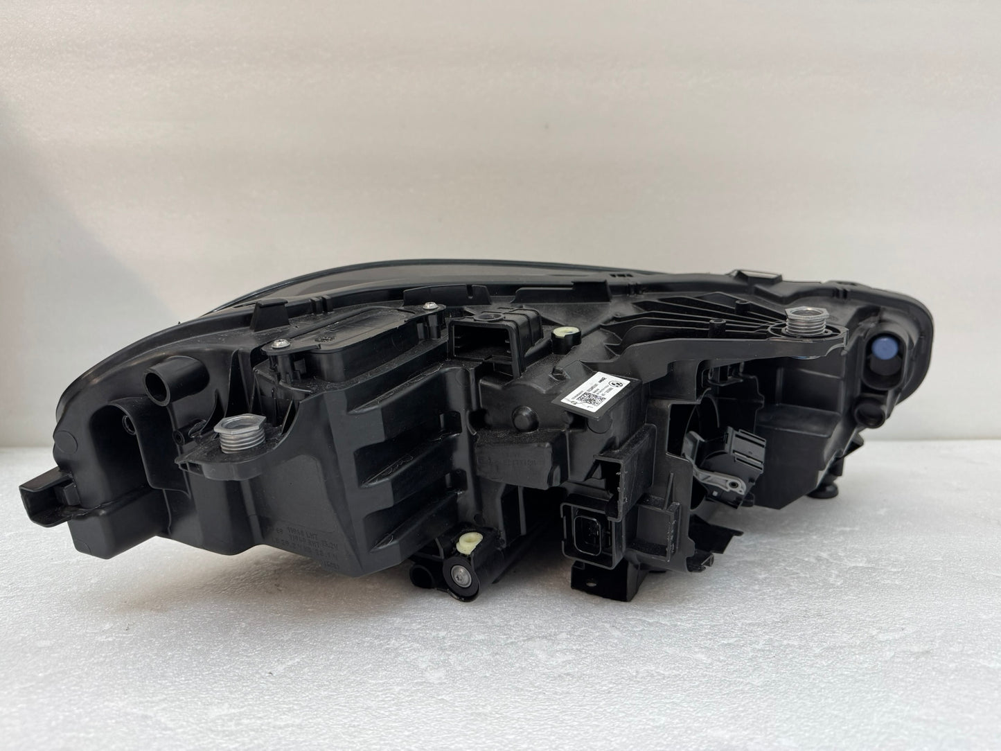 1 SERIES F70 7886593 -08  L887696ZU08