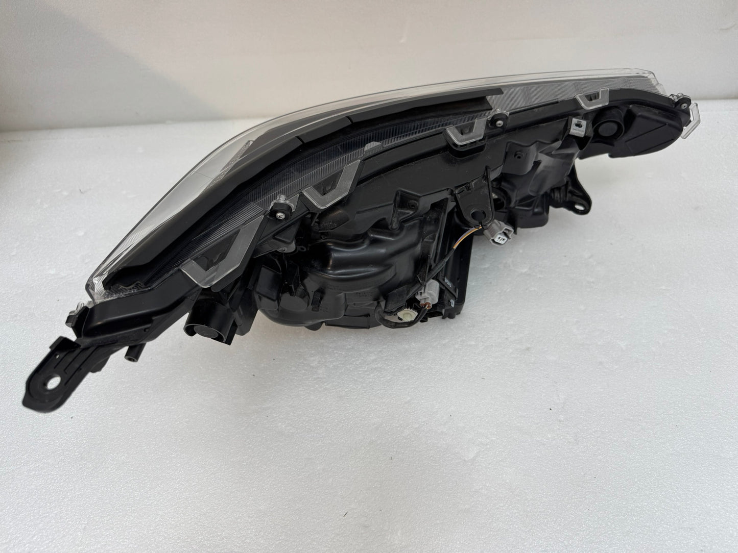TOYOTA RAV 4 81185-42A23