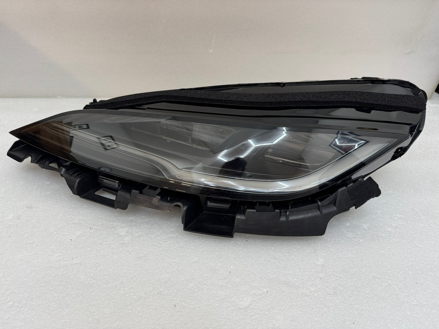 TESLA MODEL 3   P176088800E