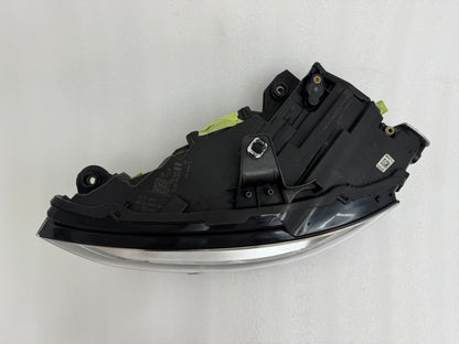 AUDI A3  8V0941033D