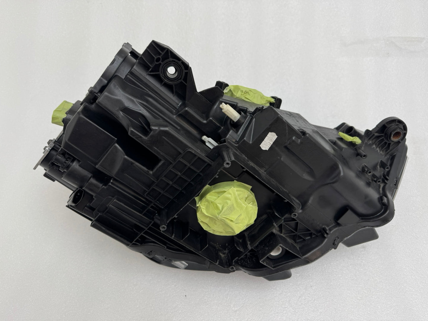 AUDI A3  8V0941033D