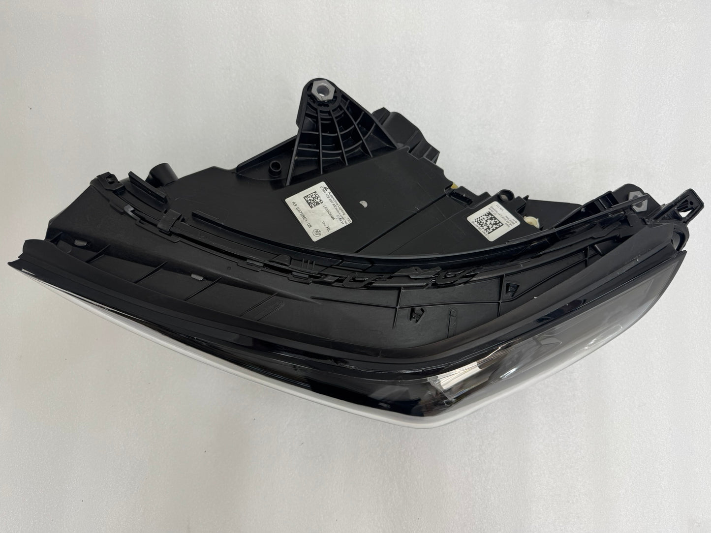 BMW 5 SERIES G60  A9 5A798E1-08