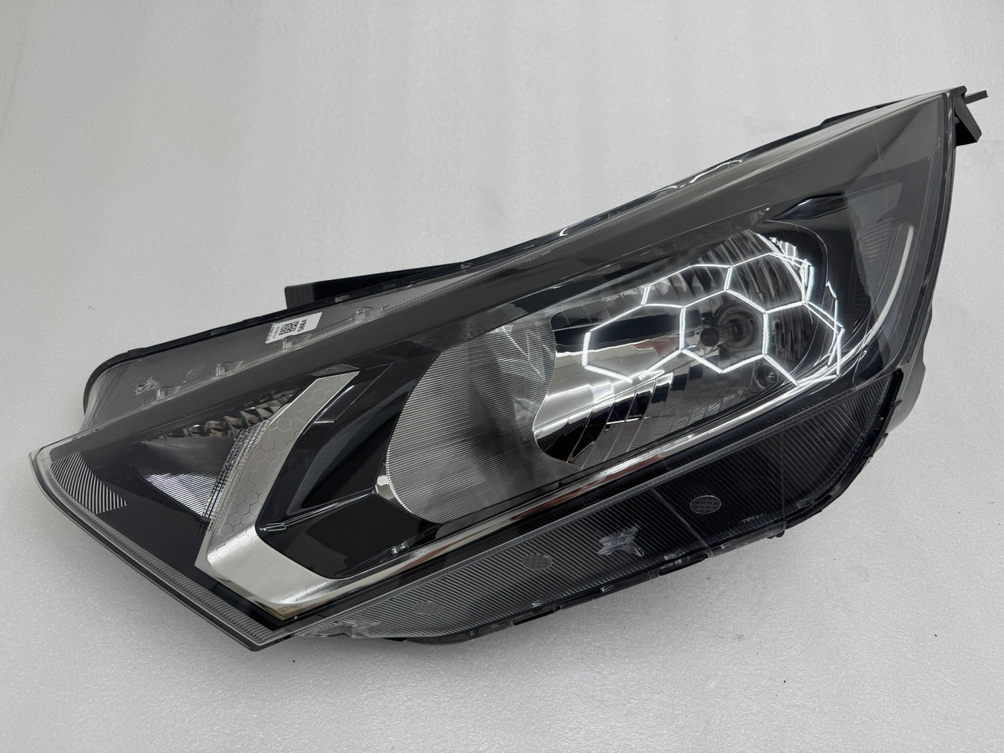 HYUNDAI i20 MK3    92101-Q0060