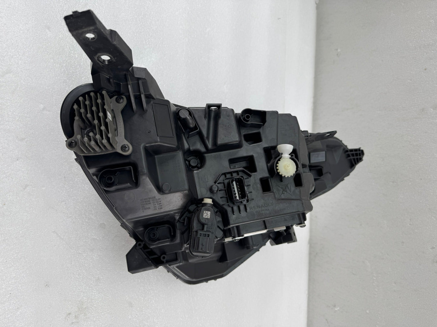 RENAULT ARKANA    260607497 R