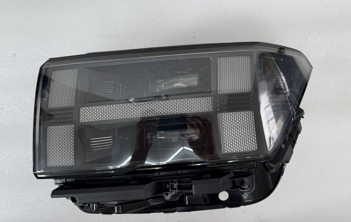 HYUNDAI SANTA FE MX5   92101P6140