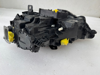 AUDI A3    90118299 8V0941034F
