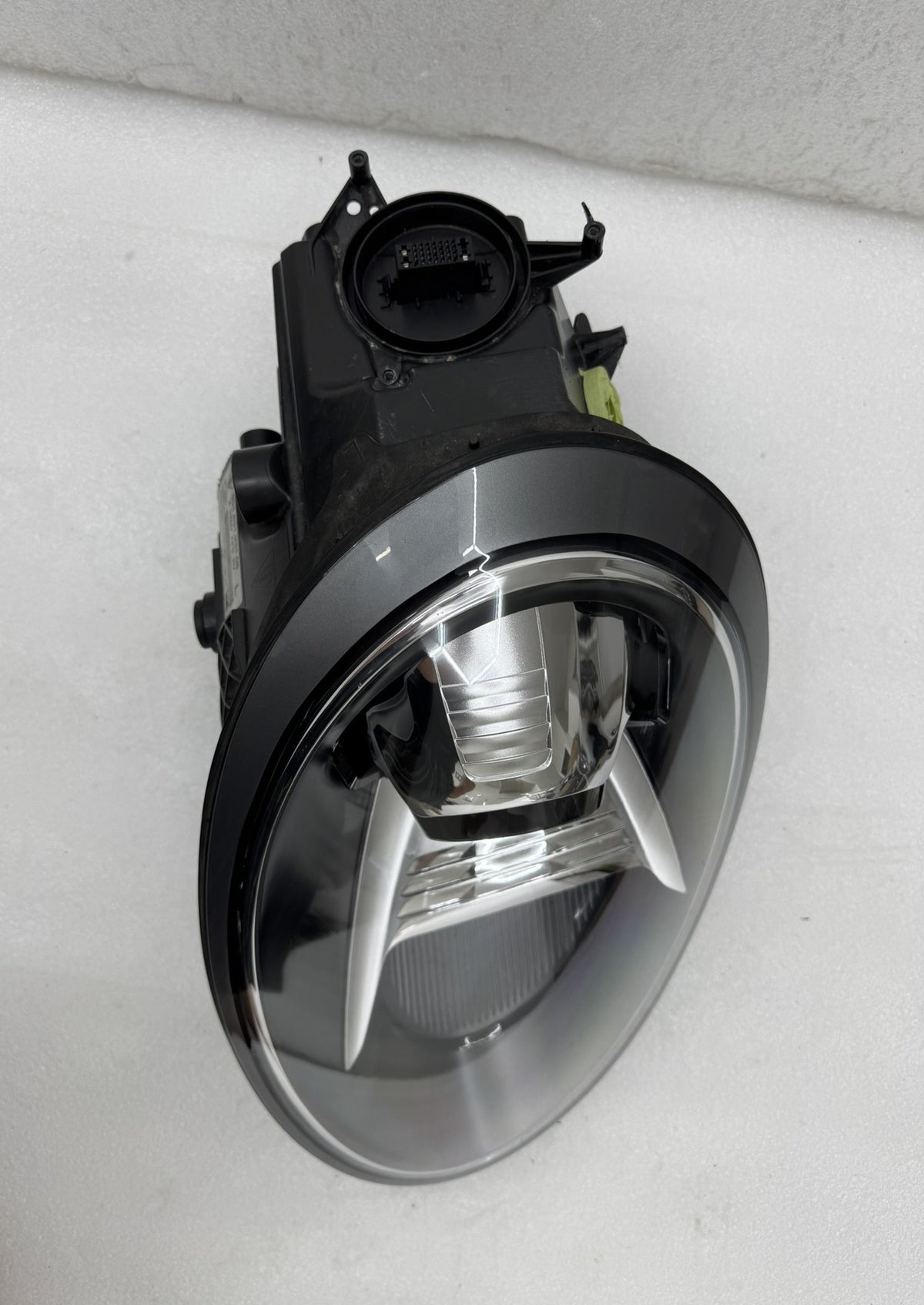 PORSCHE 911 HEADLIGHT  99163123105