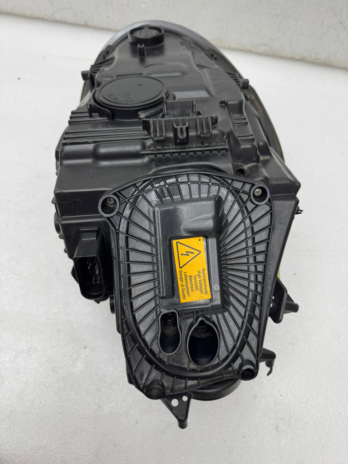 PORSCHE 911 HEADLIGHT  99163123105