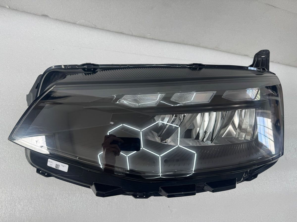 VW TRANSPORTER HEADLIGHT   S74113E015BD