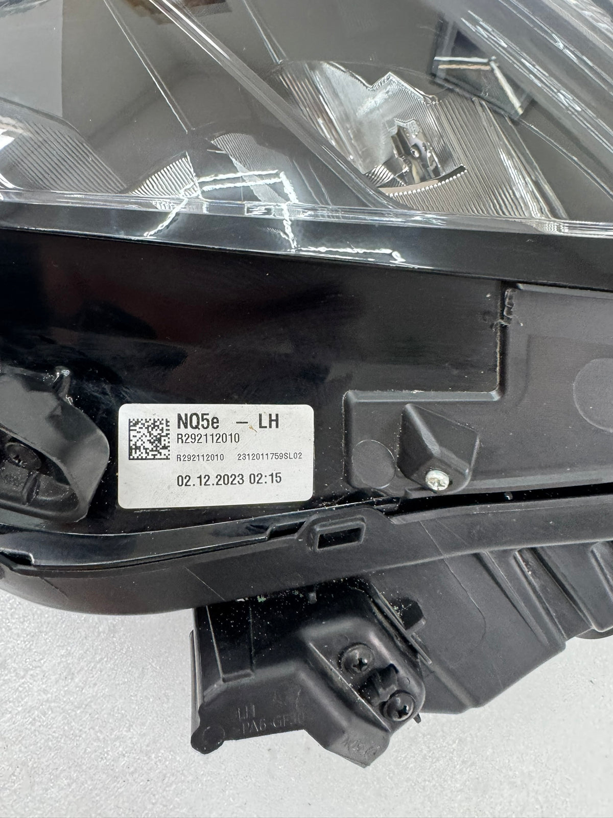 KIA SPORTAGE HEADLIGHT   92101R2010