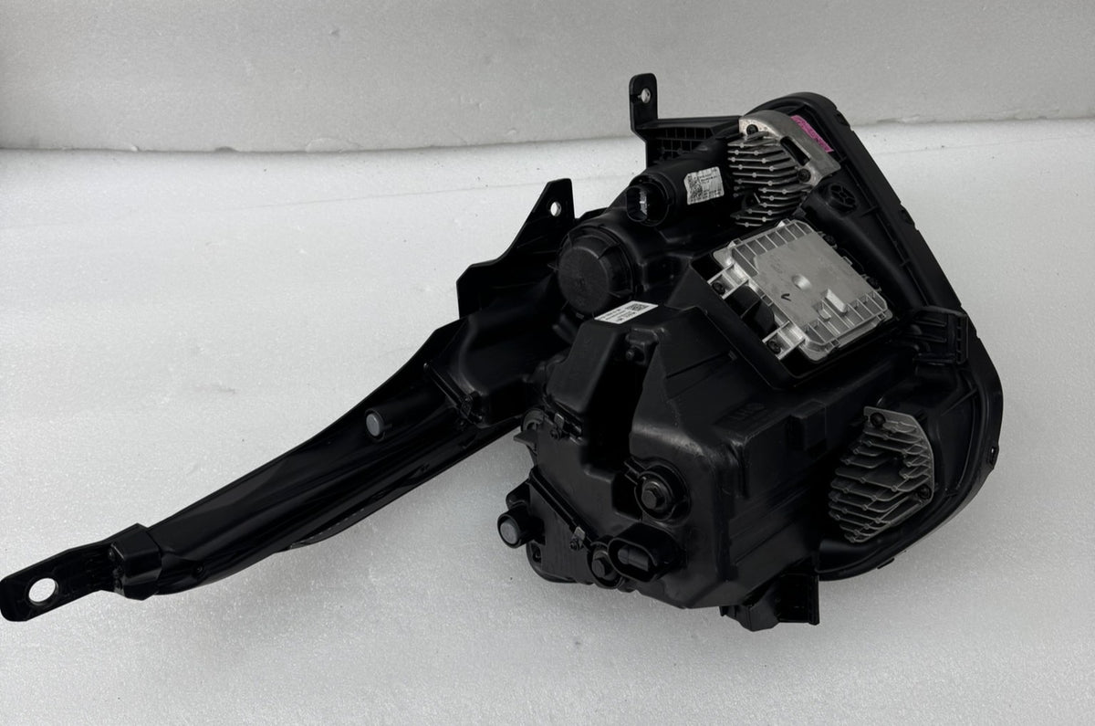 KIA SPORTAGE HEADLIGHT   92101R2010