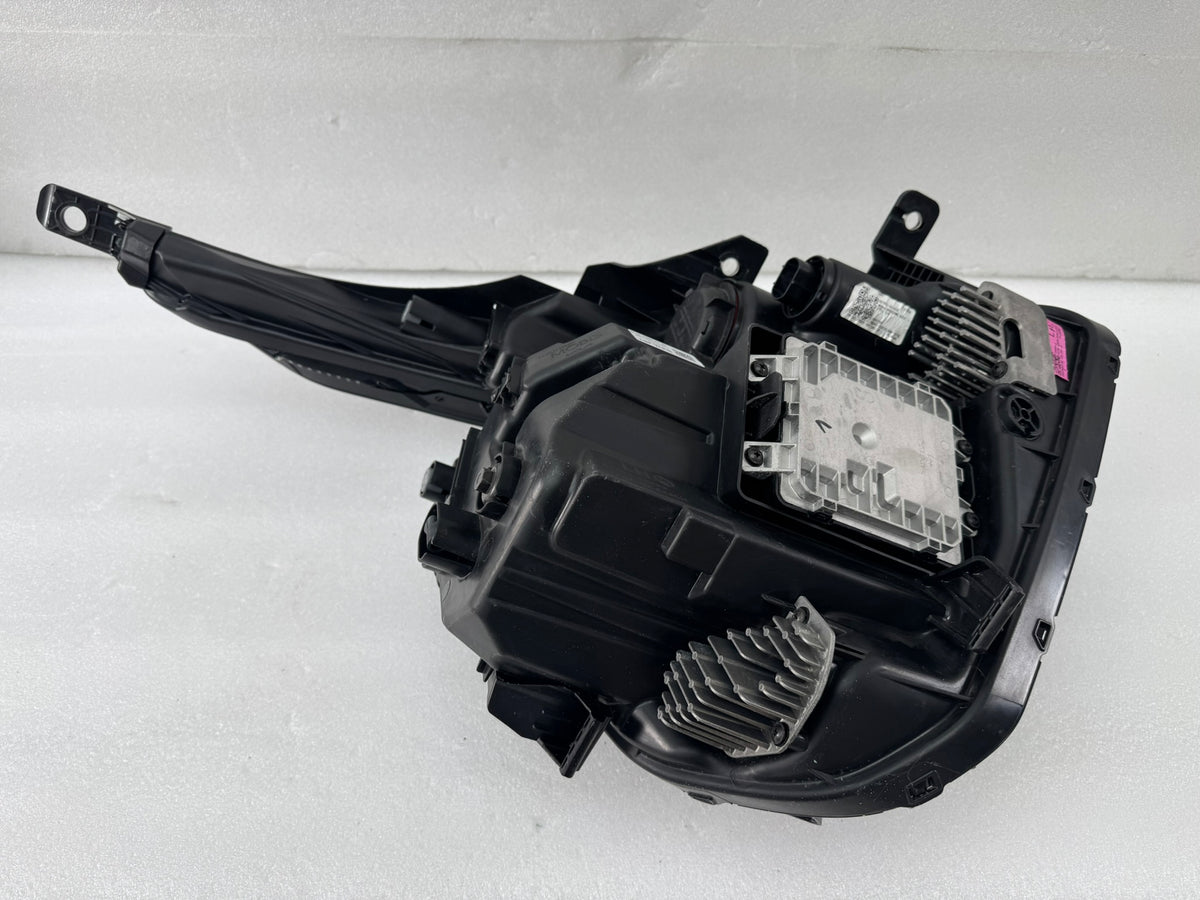 KIA SPORTAGE HEADLIGHT   92101R2010