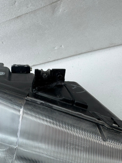 SUZUKI VITARA HEADLIGHT  100-18096