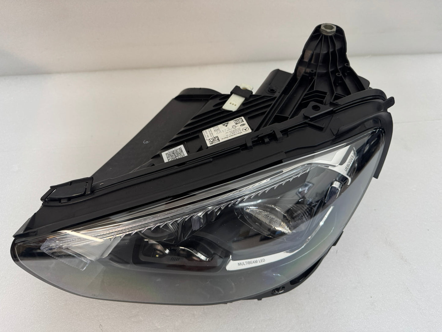 MERCEDES-BENZ E Class W213   A2139060110
