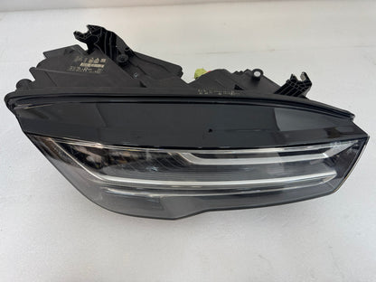 AUDI A7  4G8941036A