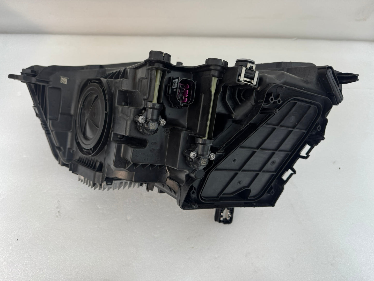 AUDI Q3   83A941012A