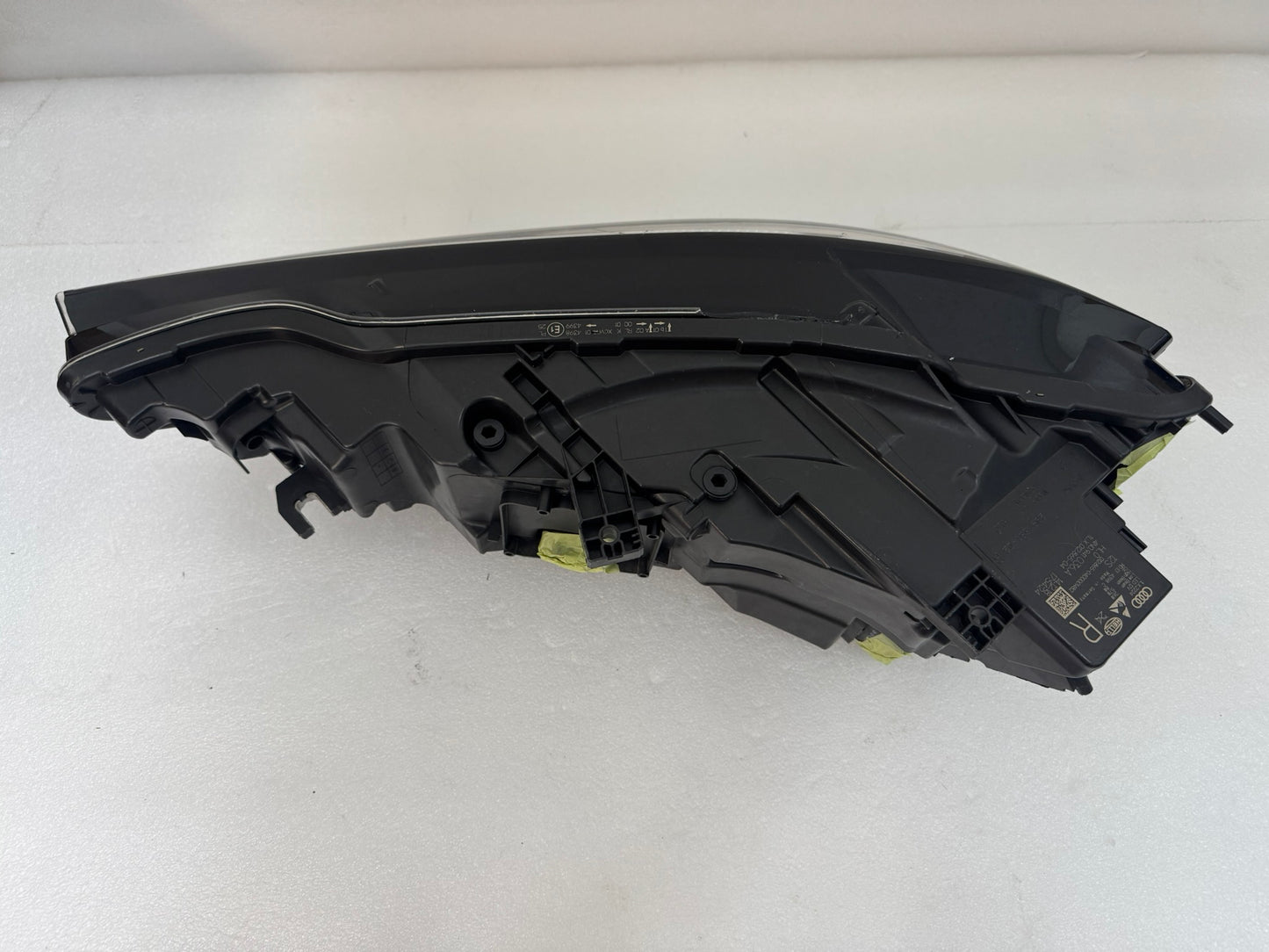 AUDI A8  4N0941036A