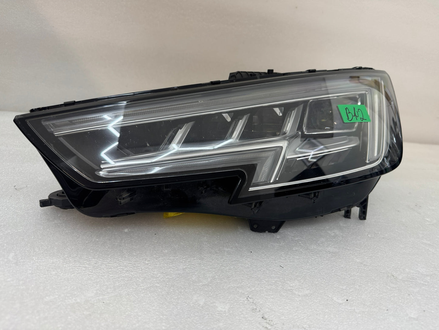 AUDI A5  8W0941783